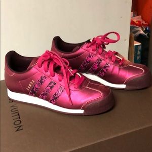 Adidas woman/girl sneaker